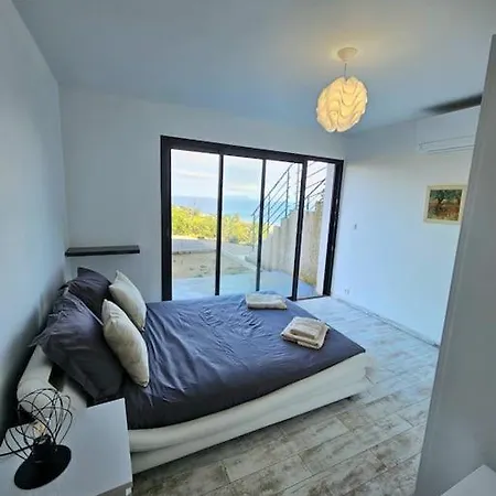 Villa Belle Avec Piscine Et Vue Mer- Village *