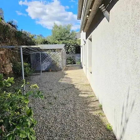 Belle Avec Piscine Et Vue Mer- Village