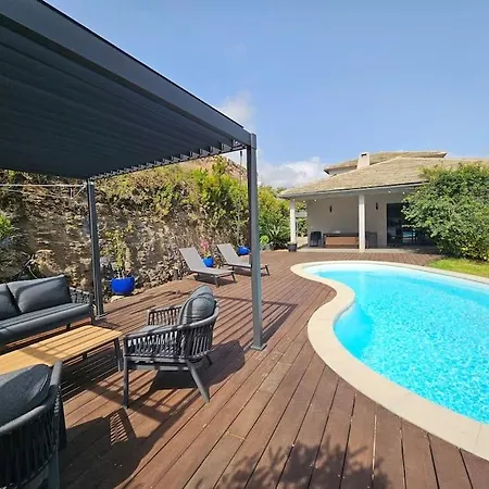 Belle Avec Piscine Et Vue Mer- Village Villa *